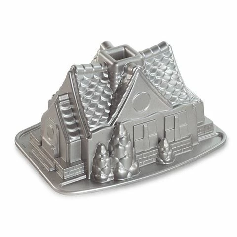 Nordic Ware - Gingerbread House Bundt Pan