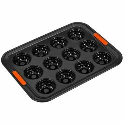 Le Creuset - Toughened Non-Stick 12 Cup Tube Tray