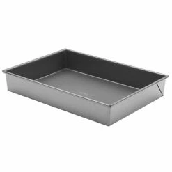 Pyrex - Platinum Professional Rectangular Cake Pan